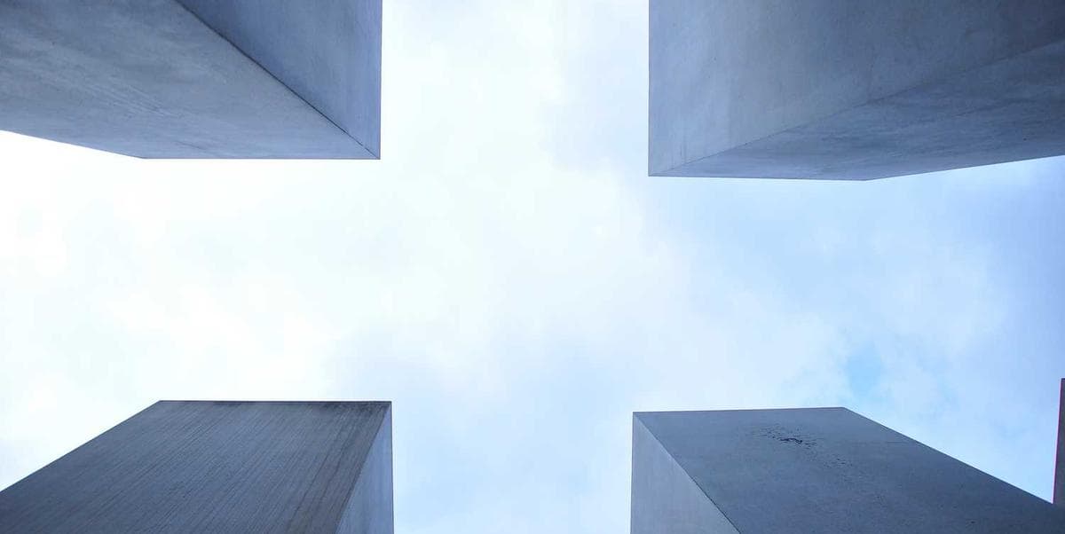 Embracing Cutting-Edge Cloud Computing